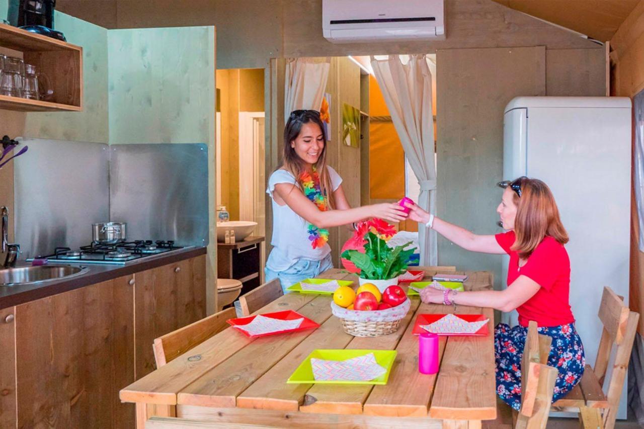 רוביני Vacanceselect Premium Lodge Polari מראה חיצוני תמונה