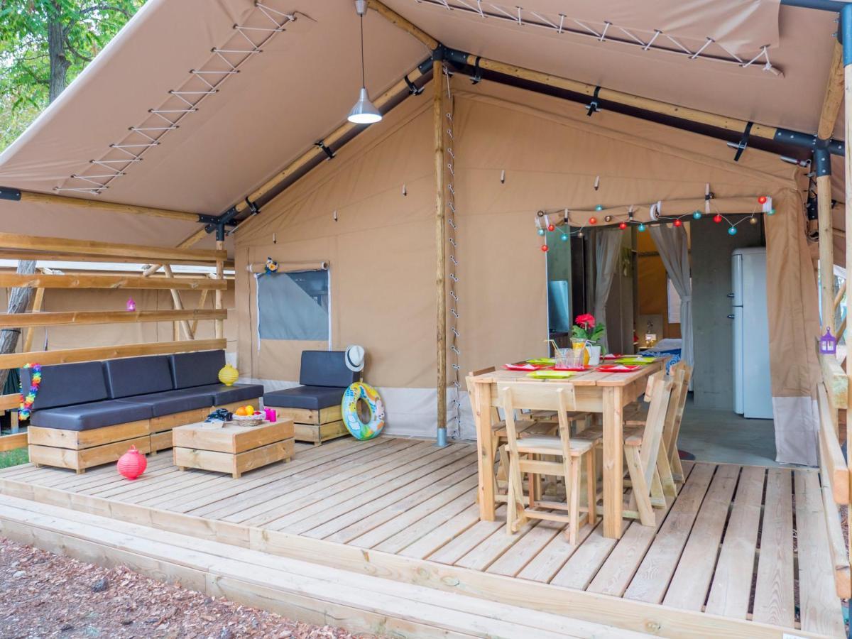 רוביני Vacanceselect Premium Lodge Polari מראה חיצוני תמונה